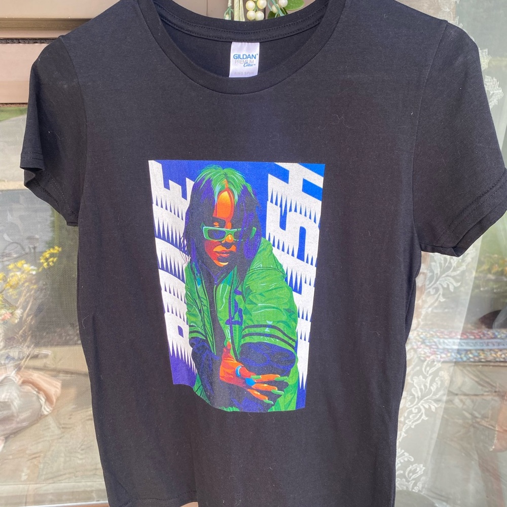 Gildan Black Graphic Tee